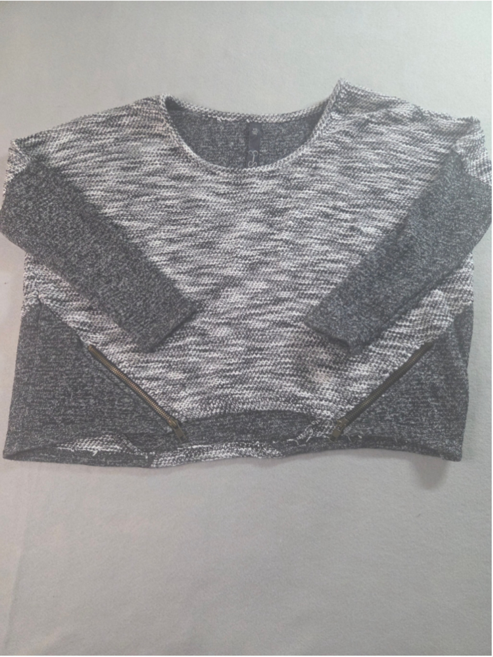 Women's Jessica Simpson Sweater XS Grey White Crew Neck Zip Detail